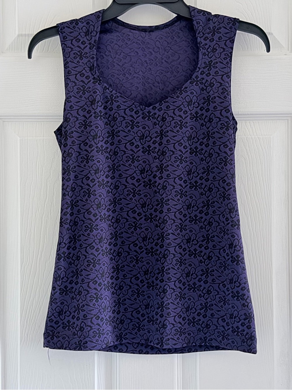 Weekenders USA Purple Floral Sweetheart Neck Tank Top